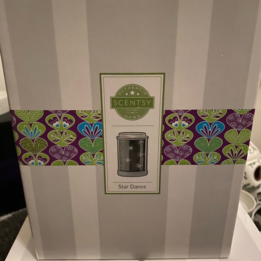 Star Dance Scentsy warmer
